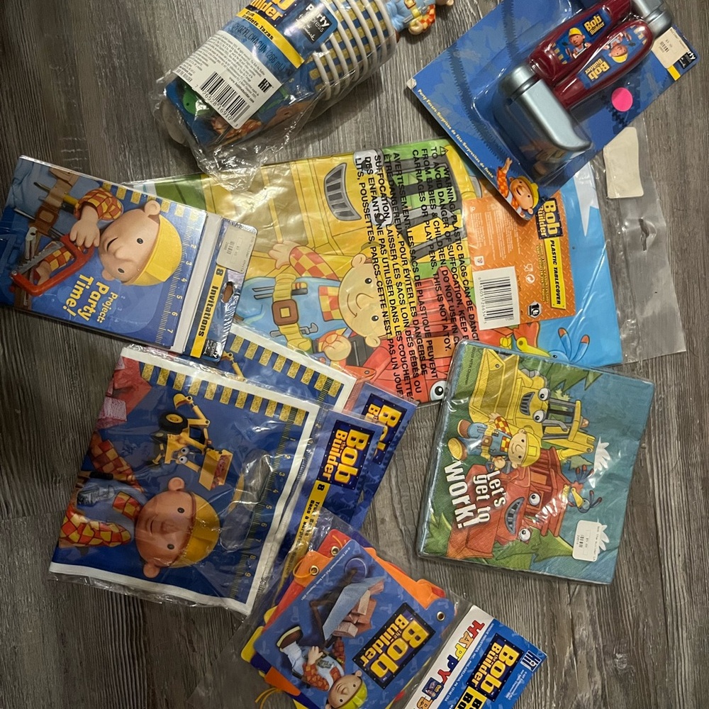 9pc Bob the Builder Party Supplies Set